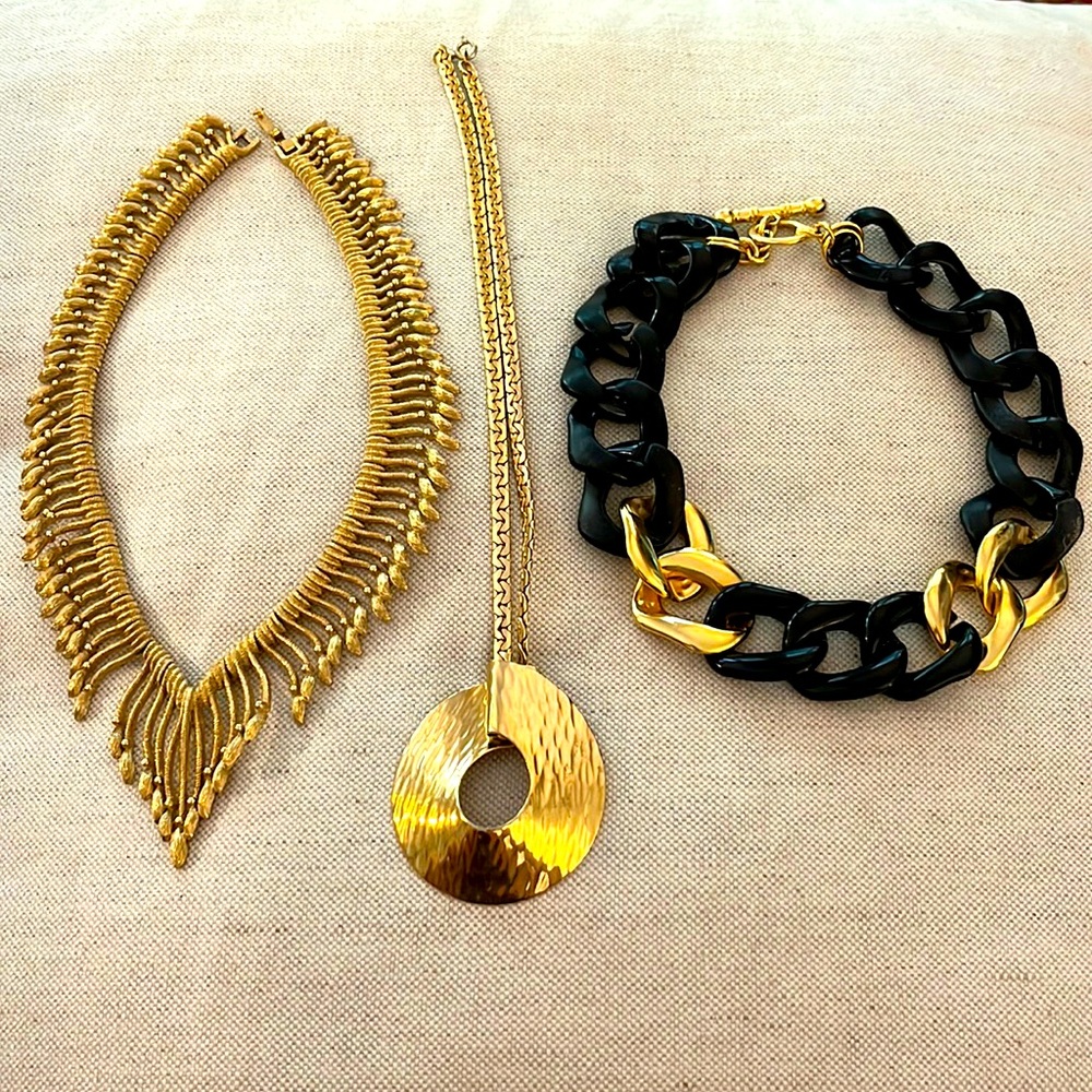 80s vintage black and gold power necklaces!